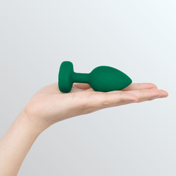 B-Vibe Vibrating Jewel Plug Medium Large Emerald Remote Condomania.com B-Vibe Vibrating Jewel Plug Medium Large Emerald Remote Condomania.com