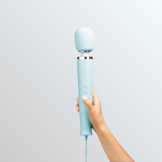 Le Wand Corded Vibrating Wand Massager - Blue Condomania.com Le Wand Corded Vibrating Wand Massager - Blue Condomania.com