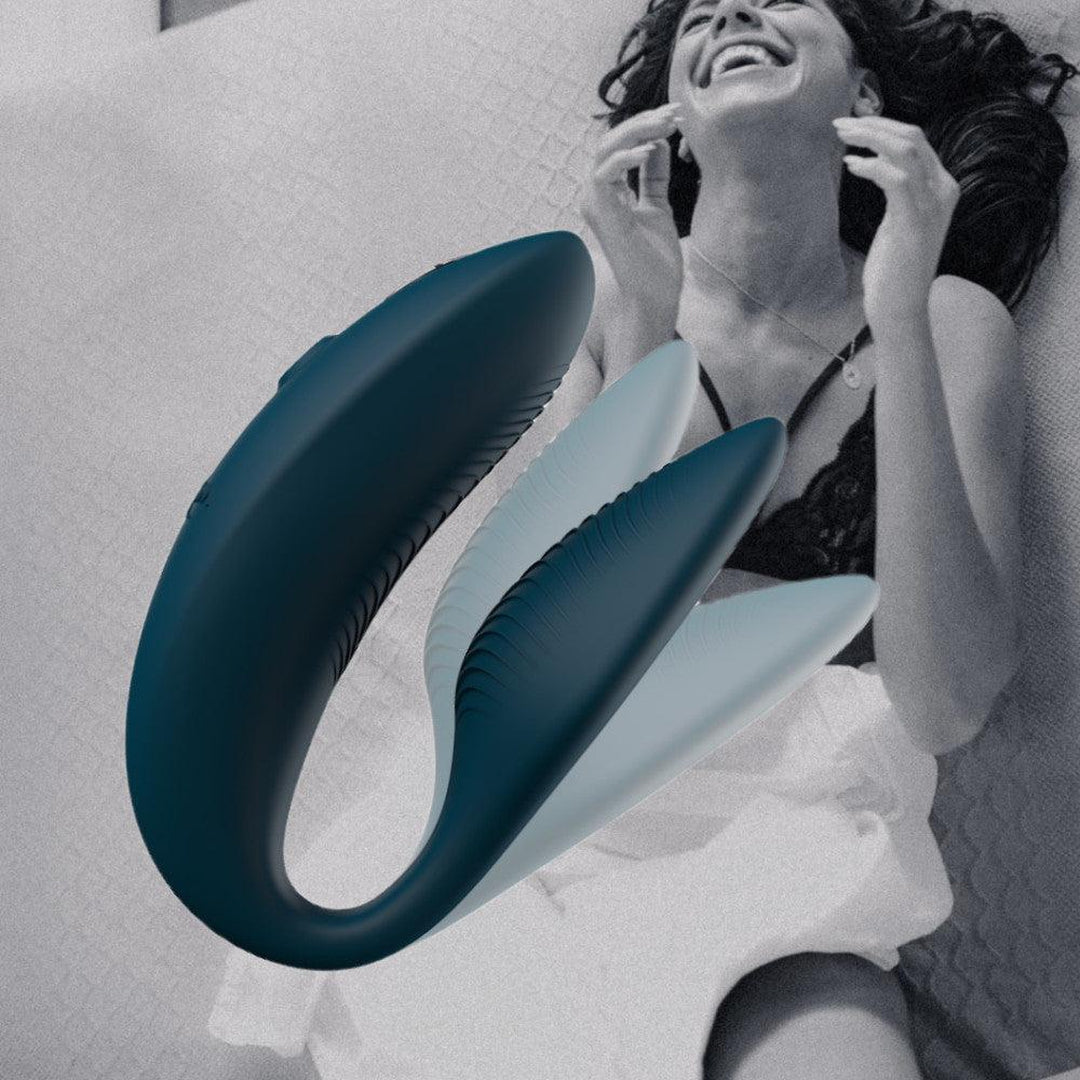 We-Vibe Sync 2 Couples Vibrator with App - Green Velvet